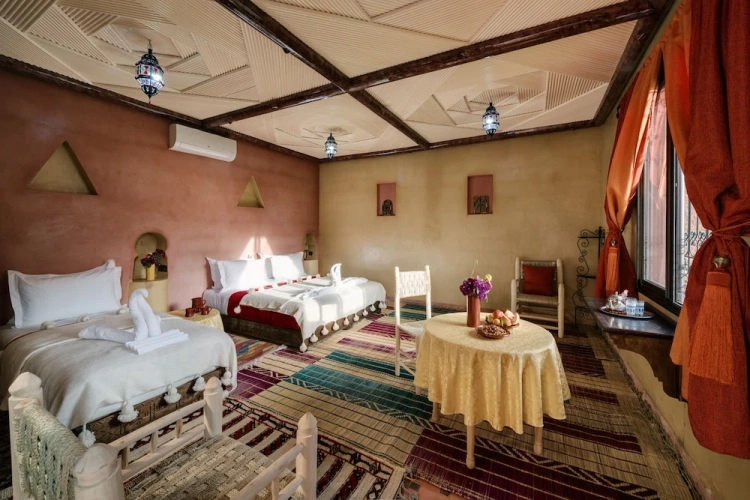 Deluxe Triple room with garden view