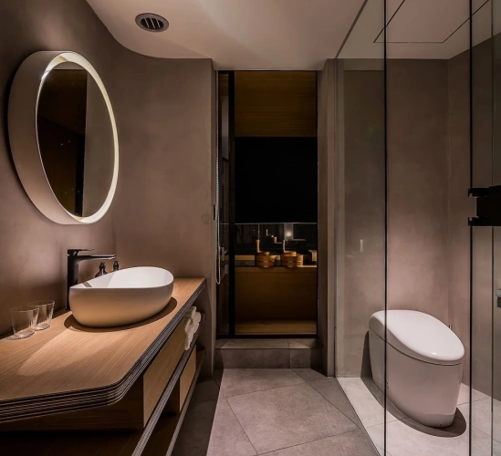 4 Bedrooms Executive Suite