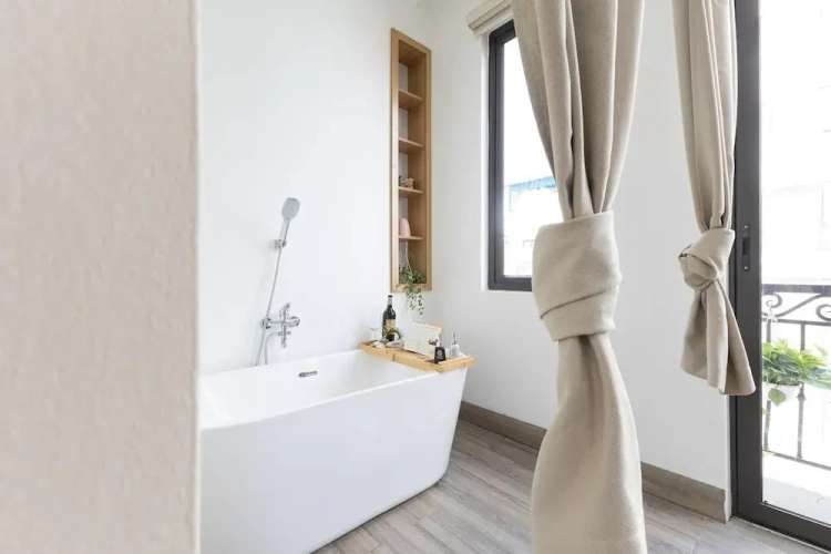 Deluxe Double room with city view