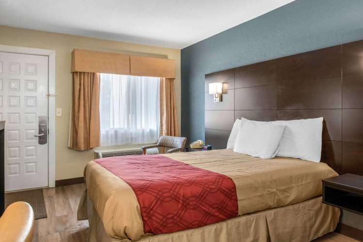 Econo Lodge Freeport - Brunswick Area