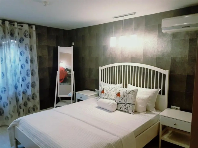 1 Bedroom Suite