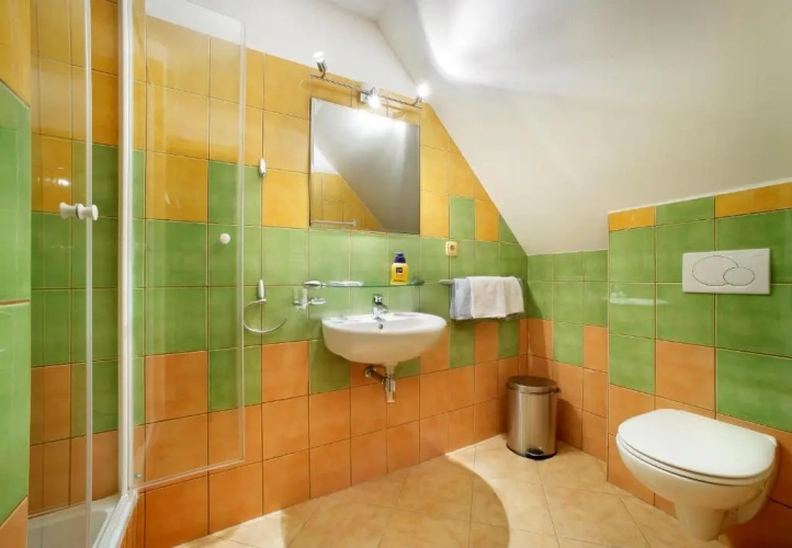 Standard Quintuple Duplex room