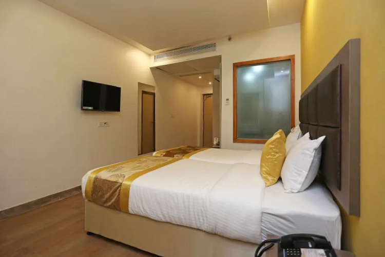 Cosmopolitan Hotel