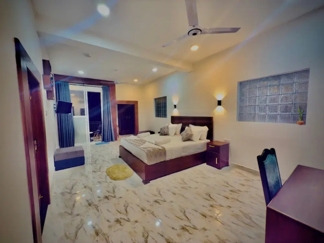 Aloe Transit Hotel