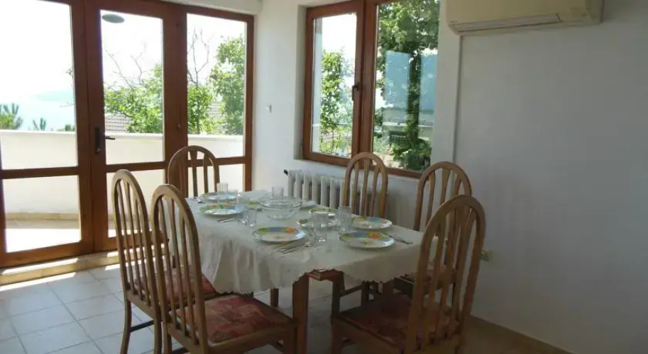 St.Nikola Holiday Home