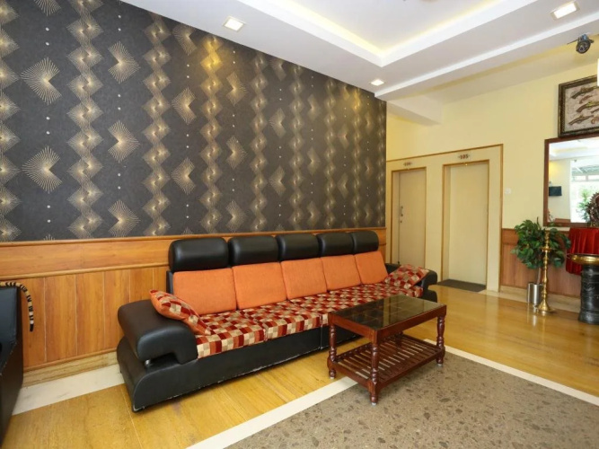 Vihal Estancia Holiday Inn