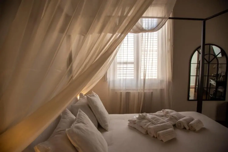 Deluxe Quadruple room