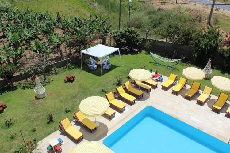 Standard Twin room with balcony
