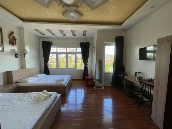 Standard Quadruple room with lake view