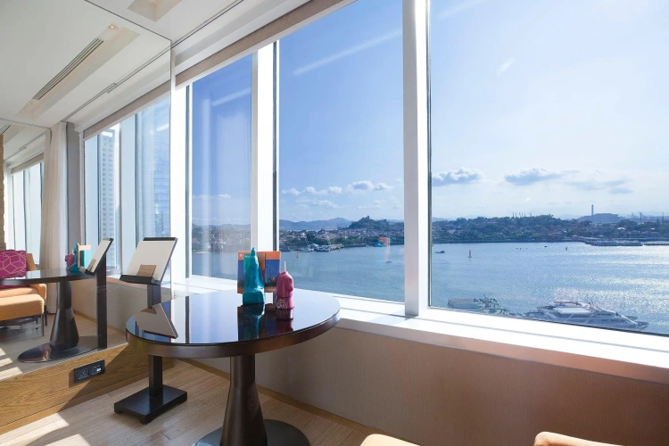 Standard Twin room with sea view