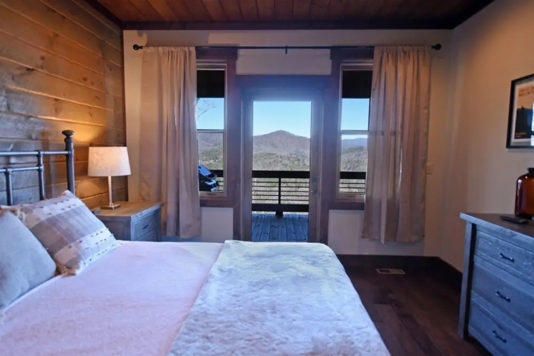 High Ridge Lodge- Epworth GA