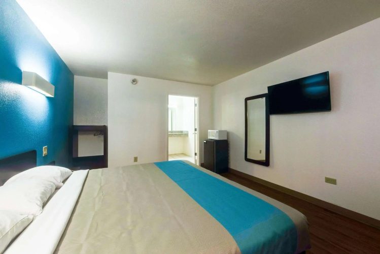 Motel 6 Kingston, TN