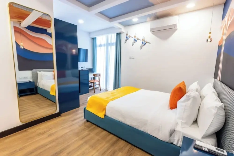 Comfort room