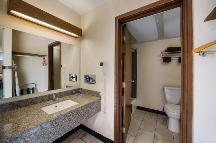Rodeway Inn