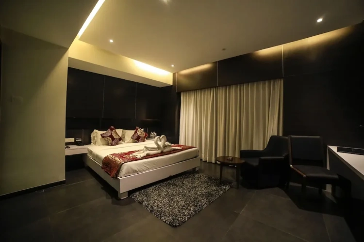 Luxury Suite