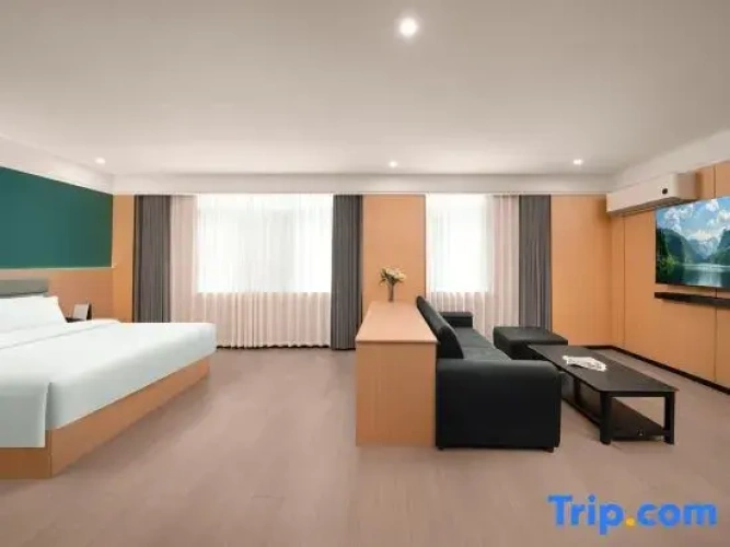Premier Suite