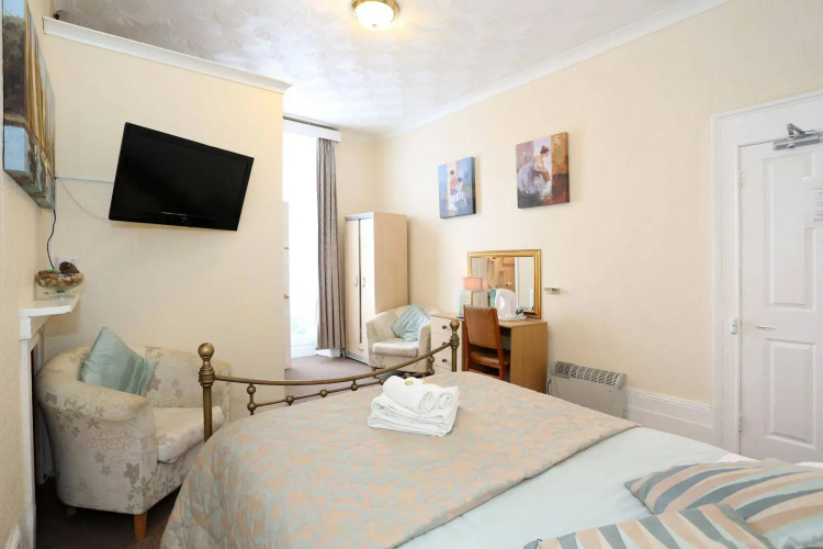 Dorset Hotel