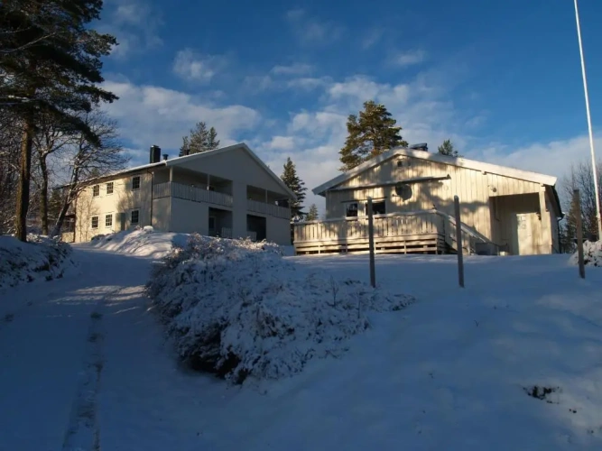 4 Bedrooms Cottage