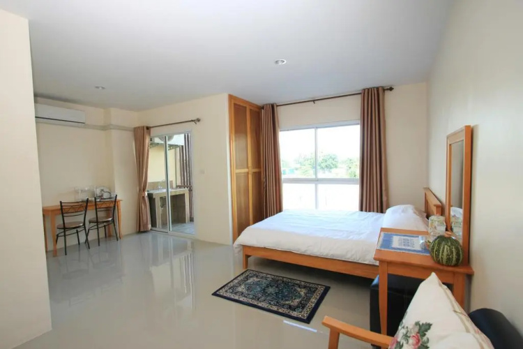Chantorn Residence