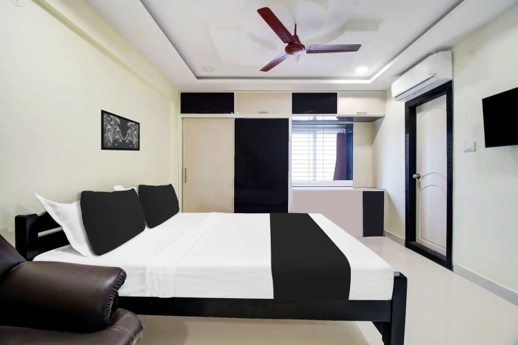 Classic Triple room
