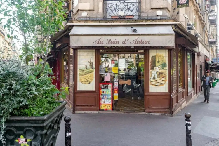 Modern Apartment nr Sacré Coeur for 6p - Image 13