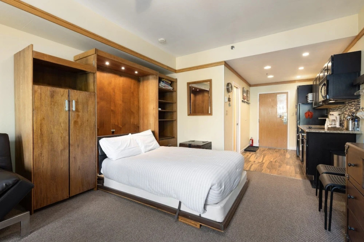 2767 Slopeside Condo by RedAwning