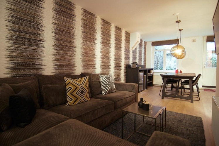 2 Bedrooms Double Suite
