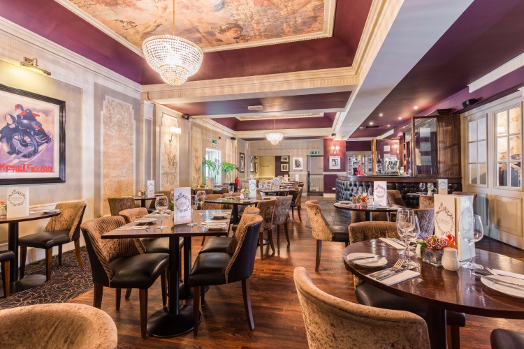 Royal Station photo 21