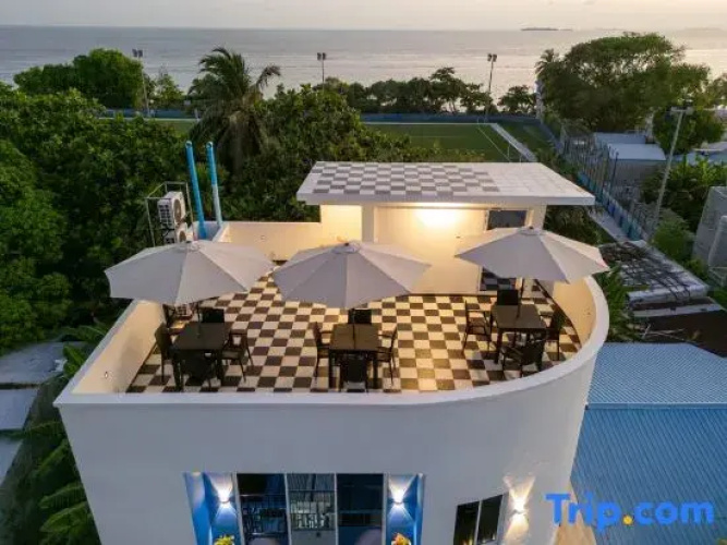 Pearls Apartments