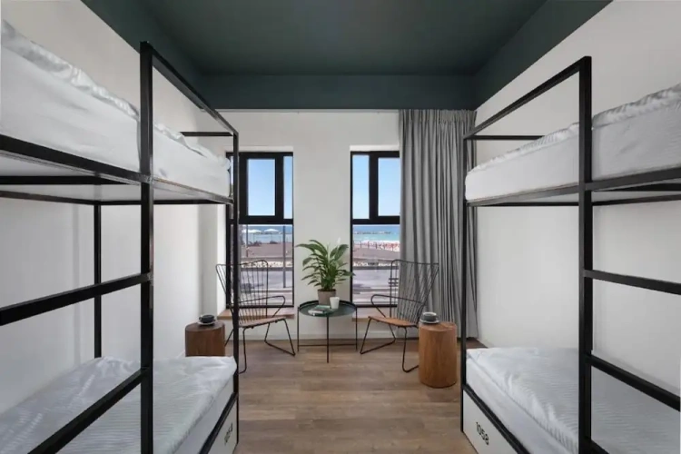 Bed in Dorm Beach View