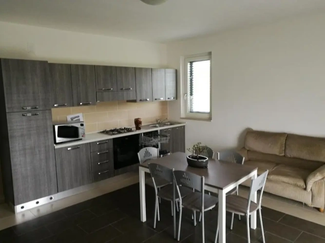 3 Bedrooms Apartment