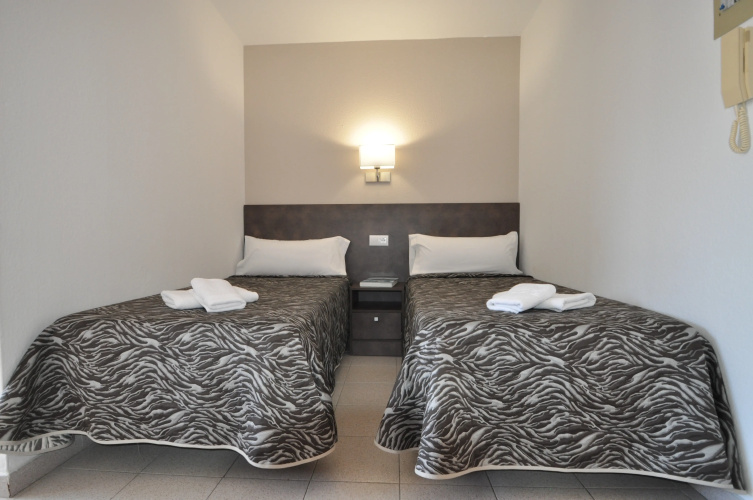 Safari Hotel