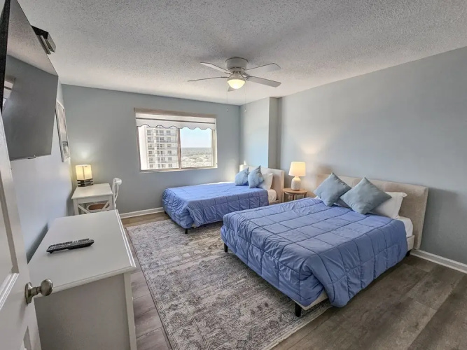 2106 Brighton 2 Bedroom Condo