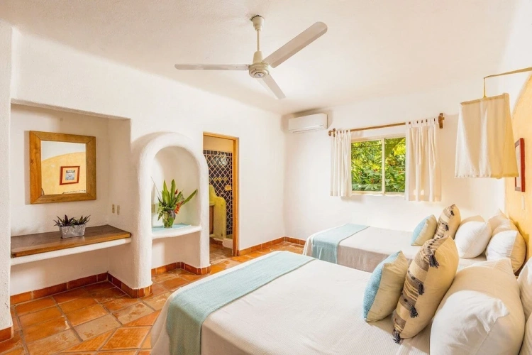 Deluxe Quadruple room