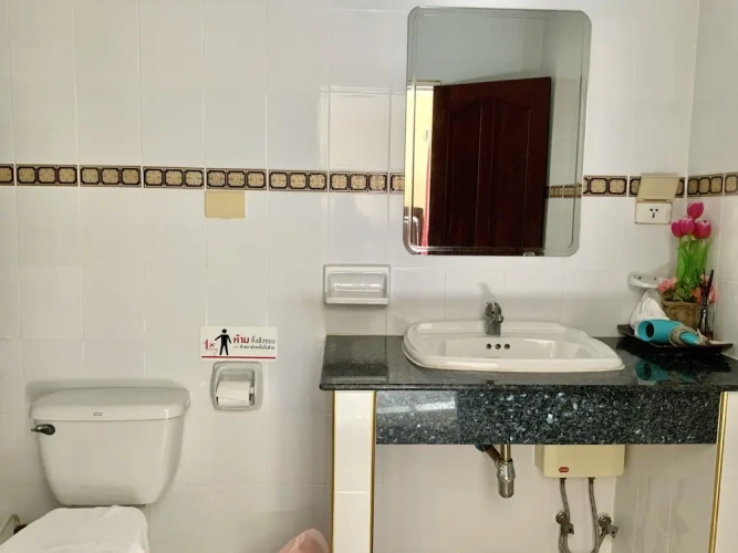 Premier Twin room with view