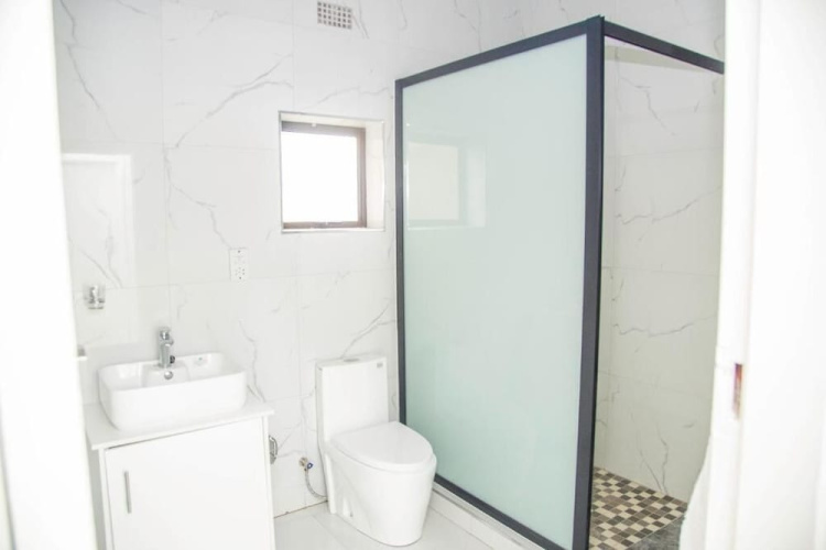 Longhorn Executive Apartment