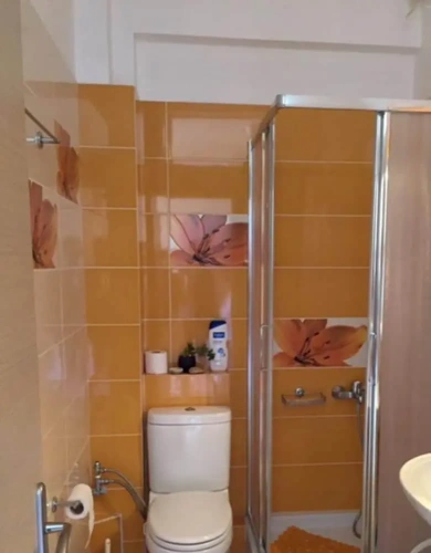 2 Bedrooms Cottage with balcony