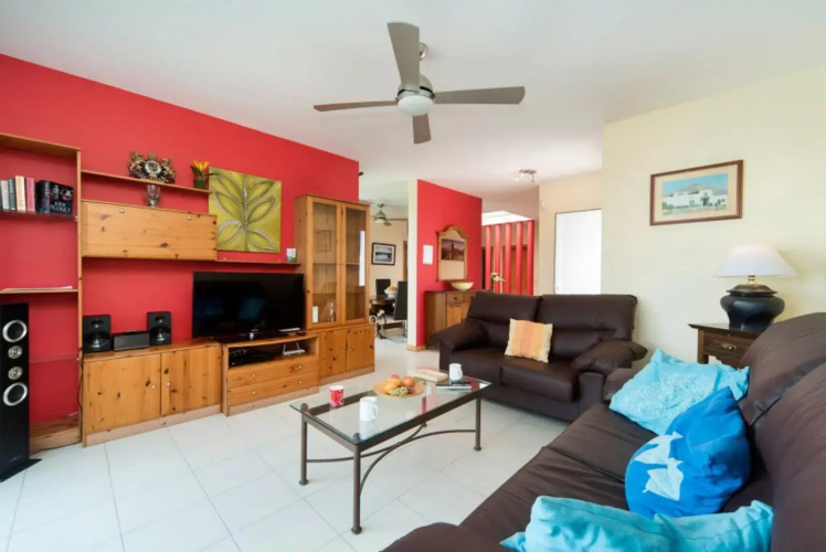 Villa Reyes