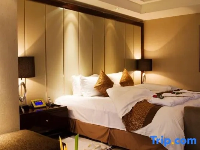 Deluxe Double Suite
