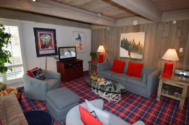 Chateau Eau Claire & Roaring Fork by Frias Properties