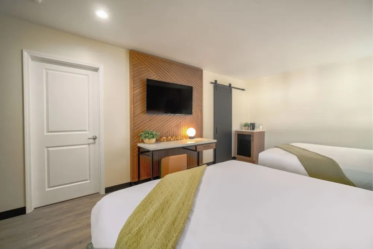 Executive Quadruple room