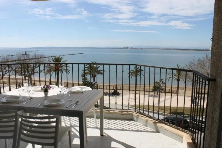 3 Bedrooms Double Apartment
