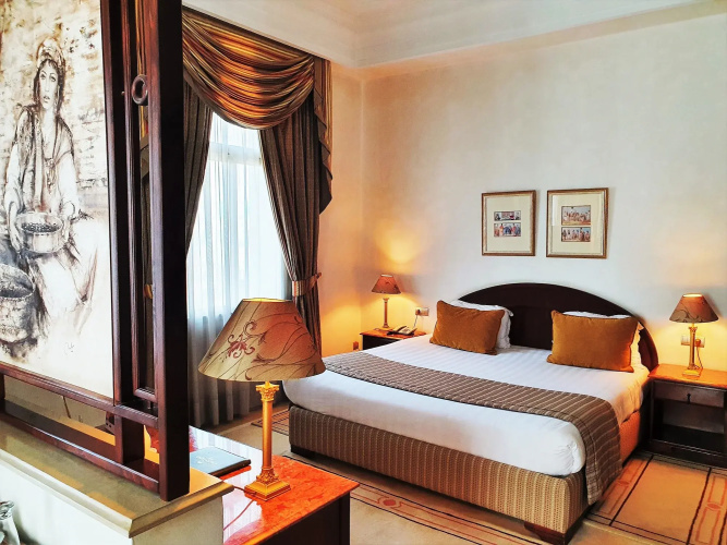 Les Oliviers Palace