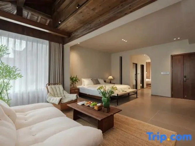 2 Bedrooms Family Suite
