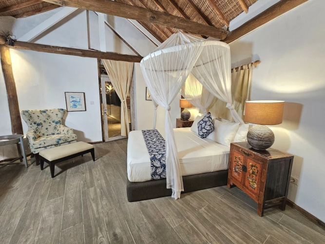 Villa Aurora