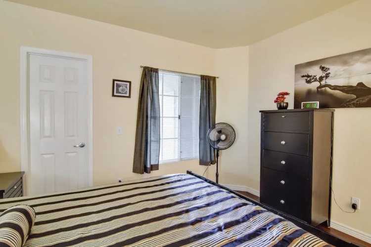 Walkable Scottsdale Gem w/ Pool Access