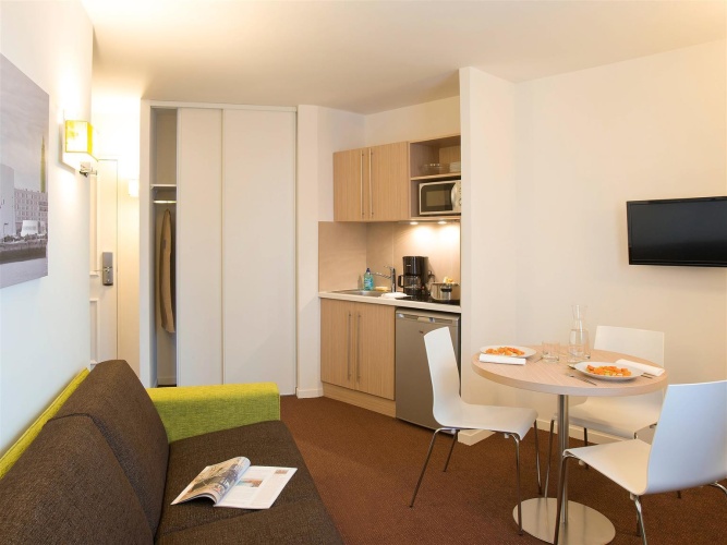 1 Bedroom Apartment