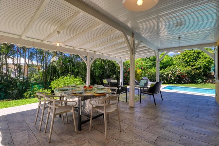 Villa 200m from the beach MQSL17