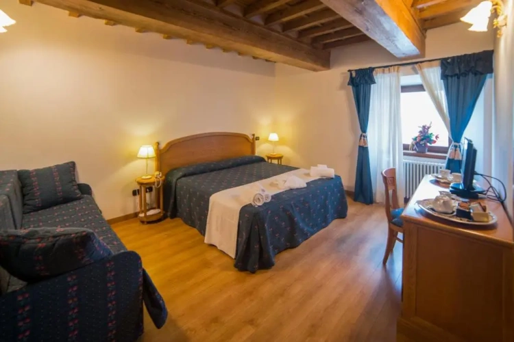 Standard Quadruple room