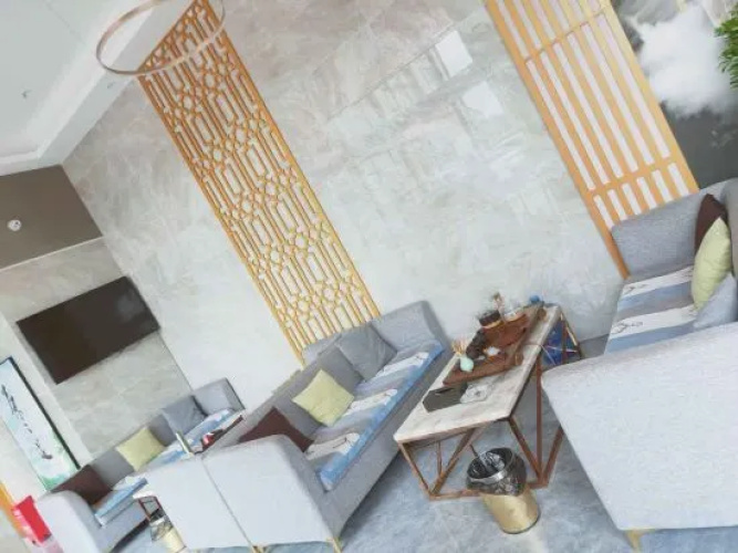 Pucha Hotel